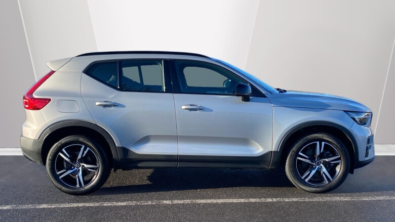 Volvo XC40 2.0 B3P Plus Dark 5dr Auto Petrol Estate